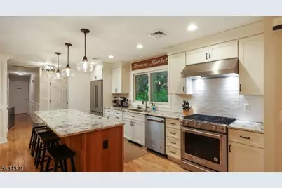 383 Tunnel Rd, Bethlehem Township, NJ 08802 - Photo 8