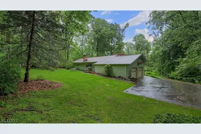 383 Tunnel Rd, Bethlehem Township, NJ 08802 - Photo 4
