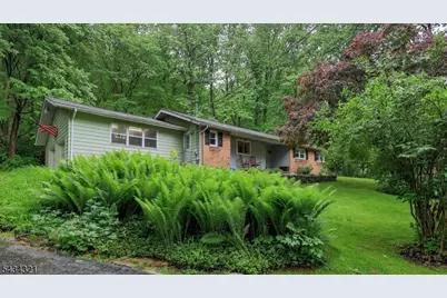 383 Tunnel Rd, Bethlehem Township, NJ 08802 - Photo 1