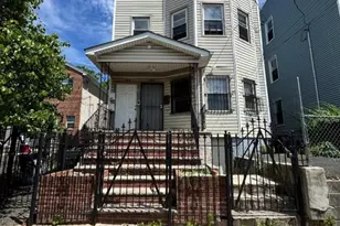 784 S 19th St, Newark, NJ 07103 - Photo 18