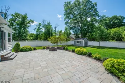 194 Whippany Rd, Hanover Township, NJ 07981 - Photo 30