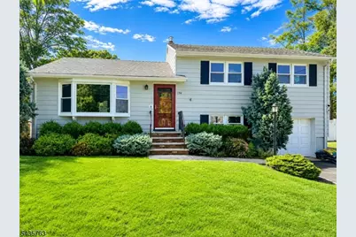194 Whippany Rd, Hanover Township, NJ 07981 - Photo 1