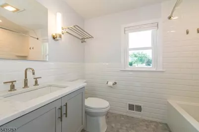 194 Whippany Rd, Hanover Township, NJ 07981 - Photo 16