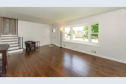 194 Whippany Rd, Hanover Township, NJ 07981 - Photo 8