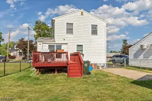 61 Beech St, Woodbridge Township, NJ 08863 - Photo 4