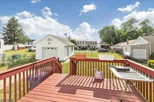 61 Beech St, Woodbridge Township, NJ 08863 - Photo 6