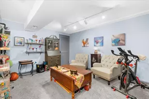 1404 Cobblestone Ct, Raritan Township, NJ 08822 - Photo 16