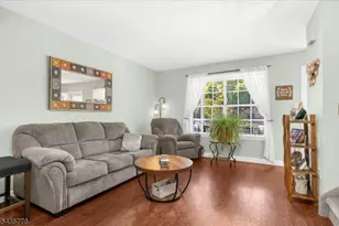 1404 Cobblestone Ct, Raritan Township, NJ 08822 - Photo 2