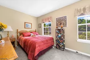 1404 Cobblestone Ct, Raritan Township, NJ 08822 - Photo 14