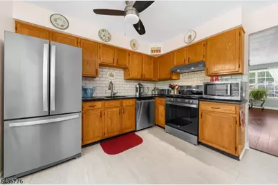 1404 Cobblestone Ct, Raritan Township, NJ 08822 - Photo 6