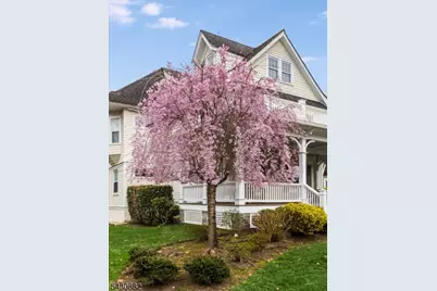 45 Hamilton Rd, Glen Ridge, NJ 07028 - Photo 4