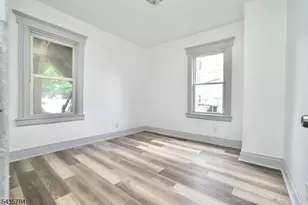 240-242 Sunset Ave, Newark, NJ 07106 - Photo 10