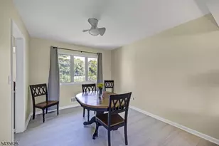 21 Hillery Dr, Mount Olive, NJ 07836 - Photo 8