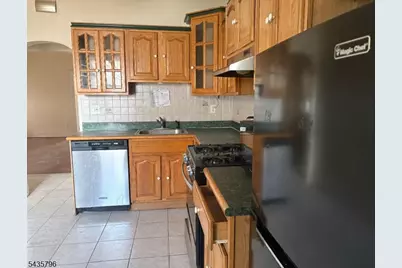 94 Elm Rd, Newark, NJ 07105 - Photo 8