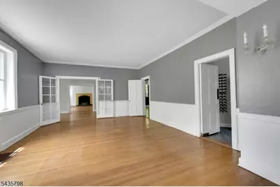 475 Berkeley Ave, South Orange, NJ 07079 - Photo 32