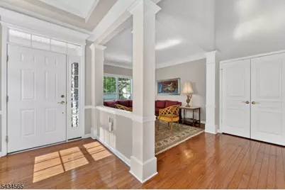 717 Thistle Hill Ln, Franklin Township, NJ 08873 - Photo 6