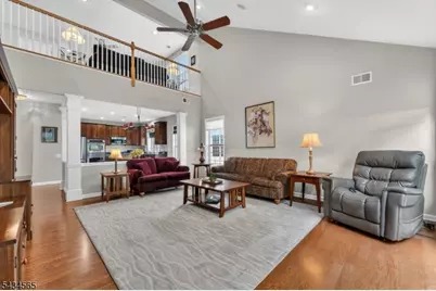 717 Thistle Hill Ln, Franklin Township, NJ 08873 - Photo 1
