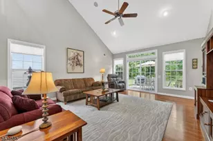 717 Thistle Hill Ln, Franklin Township, NJ 08873 - Photo 22