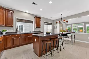 717 Thistle Hill Ln, Franklin Township, NJ 08873 - Photo 20