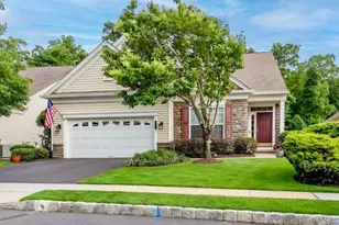 717 Thistle Hill Ln, Franklin Township, NJ 08873 - Photo 1