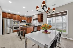 717 Thistle Hill Ln, Franklin Township, NJ 08873 - Photo 16