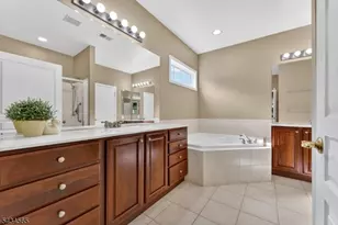 717 Thistle Hill Ln, Franklin Township, NJ 08873 - Photo 30