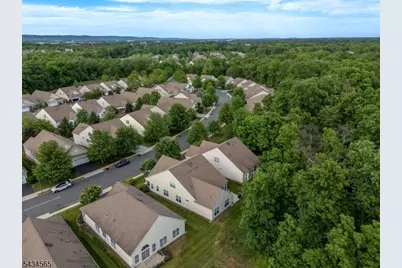 717 Thistle Hill Ln, Franklin Township, NJ 08873 - Photo 44