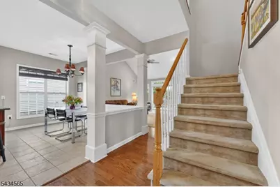 717 Thistle Hill Ln, Franklin Township, NJ 08873 - Photo 14