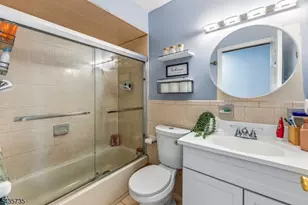 56 Vincent St, Newark, NJ 07105 - Photo 6