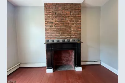 17 8th Ave, Newark, NJ 07104 - Photo 16