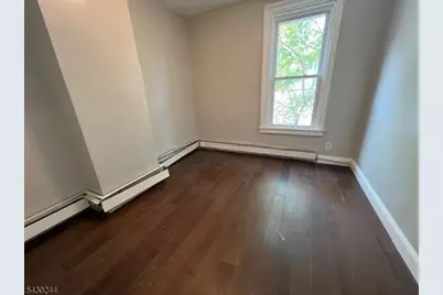17 8th Ave, Newark, NJ 07104 - Photo 26