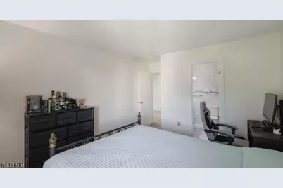 288 Crabtree Ct, Bernards Township, NJ 07920 - Photo 18