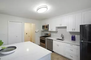 288 Crabtree Ct, Bernards Township, NJ 07920 - Photo 10