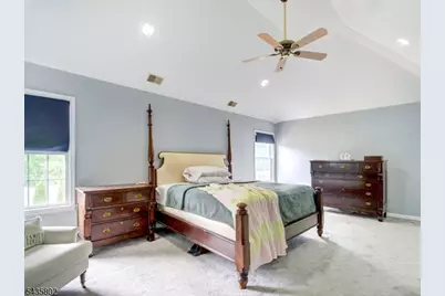 14 Hemingway Dr, Roxbury Township, NJ 07852 - Photo 24