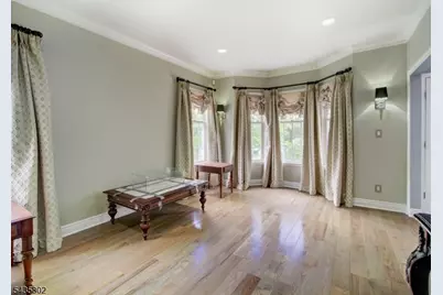 14 Hemingway Dr, Roxbury Township, NJ 07852 - Photo 6