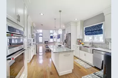14 Hemingway Dr, Roxbury Township, NJ 07852 - Photo 8