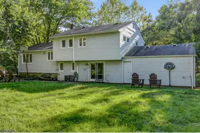 50 Falcon Rd, Livingston, NJ 07039 - Photo 14