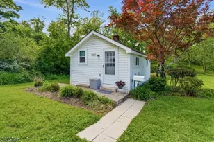 14 Brookhill Rd, Alexandria Township, NJ 08867 - Photo 1