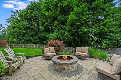 22 Green Apple Rd, Sparta Township, NJ 07871 - Photo 26