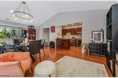 20 Westchester Ter, Clinton Township, NJ 08801 - Photo 8