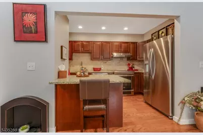 20 Westchester Ter, Clinton Township, NJ 08801 - Photo 10