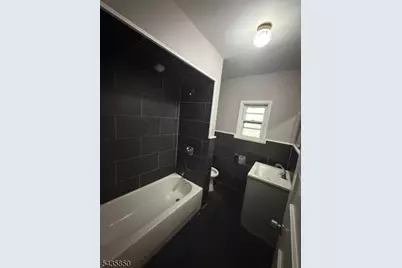 375 Walnut St, Newark, NJ 07105 - Photo 6