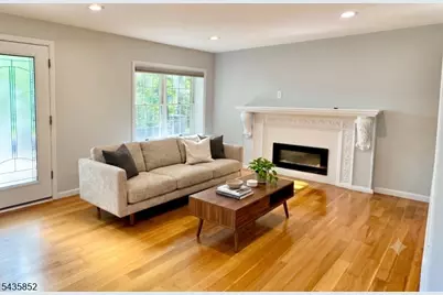 15 Nestro Rd, West Orange Township, NJ 07052 - Photo 4