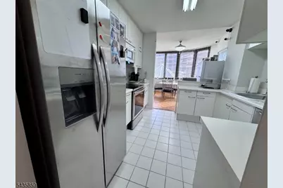 100 Carlyle Drive. N05J #5 JN, Cliffside Park, NJ 07010 - Photo 8