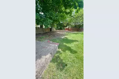 1004 Railroad Ave, Harmony Township, NJ 08865 - Photo 4