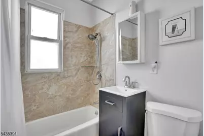 35 Chester Ave, Irvington, NJ 07111 - Photo 14