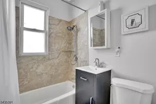 35 Chester Ave, Irvington, NJ 07111 - Photo 14