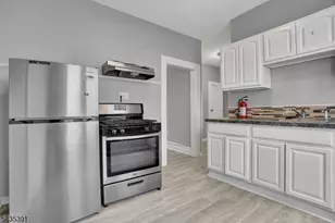 35 Chester Ave, Irvington, NJ 07111 - Photo 20