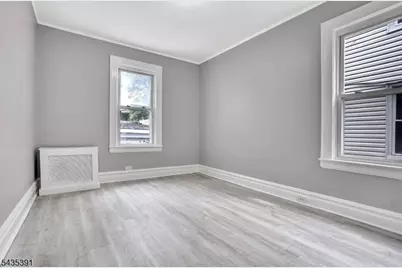 35 Chester Ave, Irvington, NJ 07111 - Photo 24
