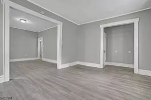 35 Chester Ave, Irvington, NJ 07111 - Photo 16